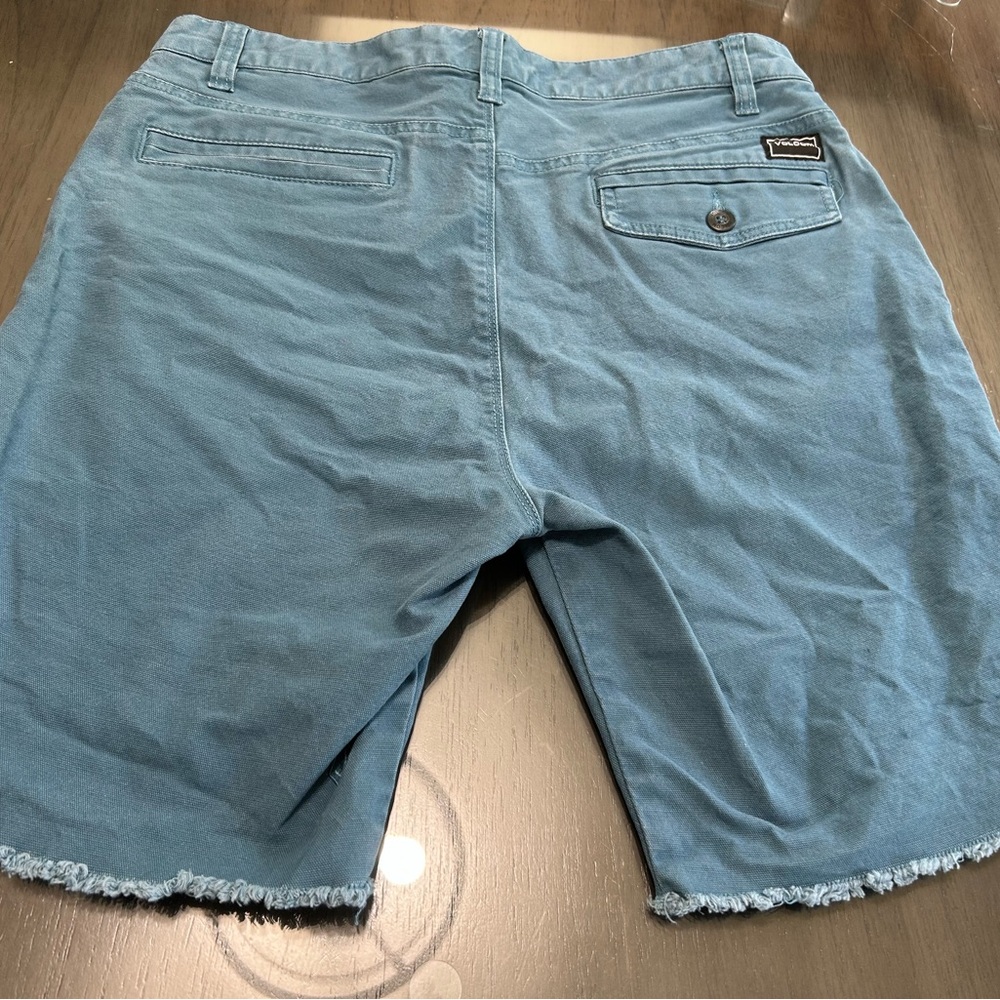 Volcom Casual Shorts, size 30, by Volcom - Picture 2 of 4